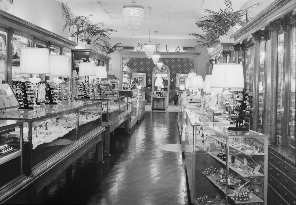 Scearce Jewelers Interior. Photo from www.julepcups.com.